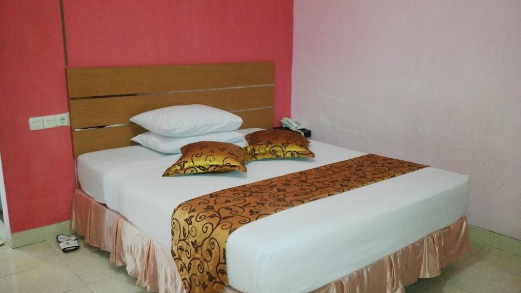 The Waigo Hotel Sorong Szoba fotó