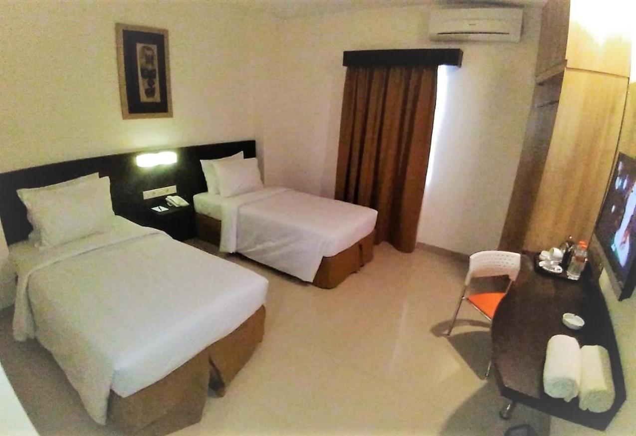 The Waigo Hotel Sorong Kültér fotó