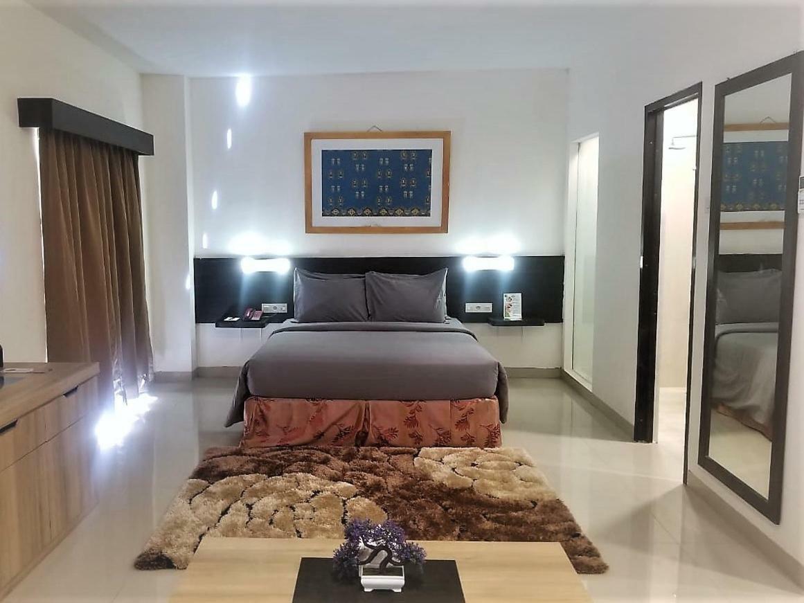 The Waigo Hotel Sorong Kültér fotó